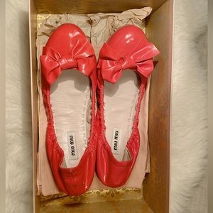 Miu Miu Bow Flat - Vernice Fuxia flat Size 37 / US 6.5